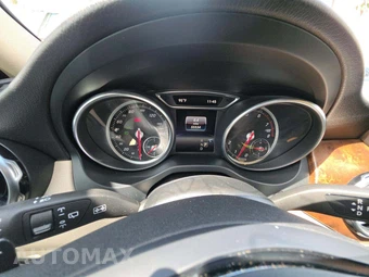 2019 Mercedes-Benz GLA 250 – miniatura 6