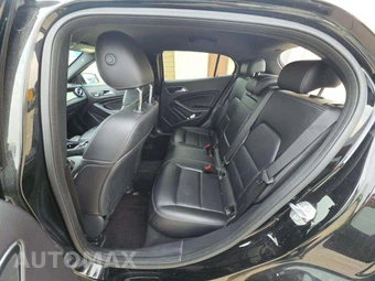 2019 Mercedes-Benz GLA 250 – miniatura 10