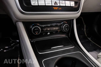 2019 Mercedes-Benz GLA 250 - miniatura 24
