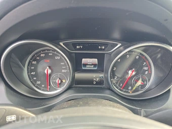 2019 Mercedes-Benz GLA 250 - miniatura 12