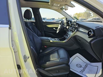 2019 Mercedes-Benz GLC 300 4MATIC – miniatura 8