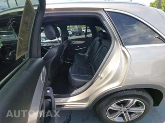 2019 Mercedes-Benz GLC 300 4MATIC – miniatura 10
