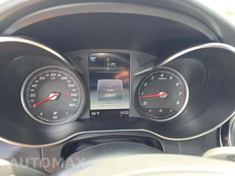 2019 Mercedes-Benz GLC 300 4MATIC – miniatura 6