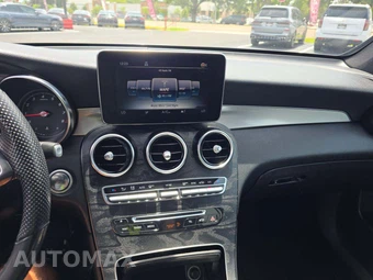 2019 Mercedes-Benz GLC 300 4MATIC – miniatura 7