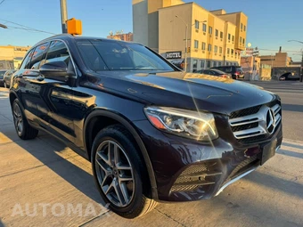 2019 Mercedes-Benz GLC 300 4MATIC - miniatura 4