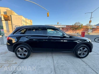 2019 Mercedes-Benz GLC 300 4MATIC - miniatura 5