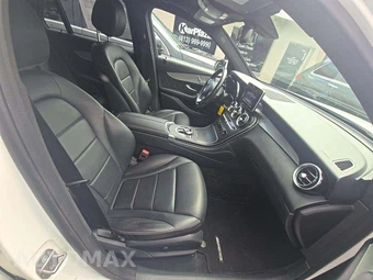 2019 Mercedes-Benz GLC 300 4MATIC – miniatura 18