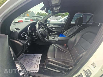 2019 Mercedes-Benz GLC 300 4MATIC – miniatura 6