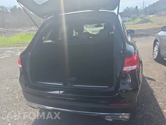 2019 Mercedes-Benz GLC 300 4MATIC – miniatura 19