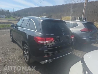 2019 Mercedes-Benz GLC 300 4MATIC – miniatura 6