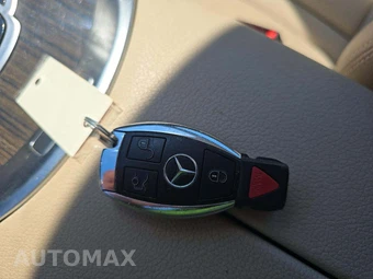 2019 Mercedes-Benz GLC 300 4MATIC – miniatura 8