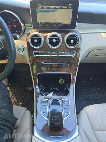 2019 Mercedes-Benz GLC 300 4MATIC – miniatura 10