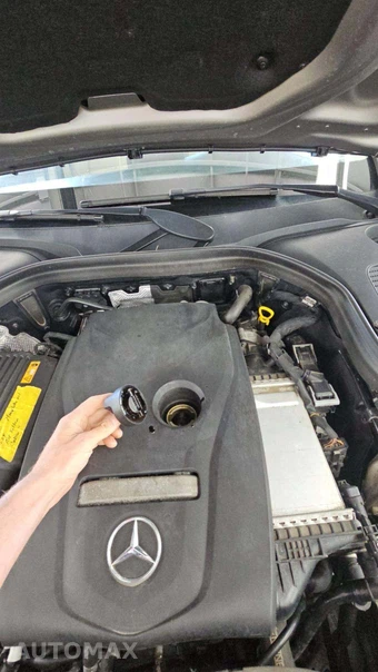 2019 Mercedes-Benz GLC 300 4MATIC – miniatura 19