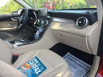 2019 Mercedes-Benz GLC 300 4MATIC – miniatura 16