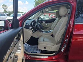 2019 Mercedes-Benz GLC 300 4MATIC – miniatura 3
