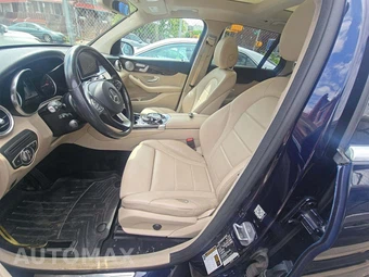 2019 Mercedes-Benz GLC 300 4MATIC – miniatura 6