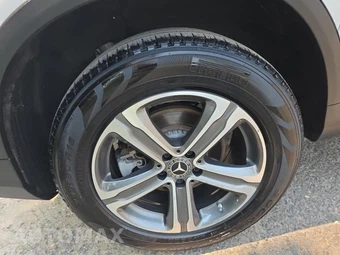 2019 Mercedes-Benz GLC 300 4MATIC – miniatura 10
