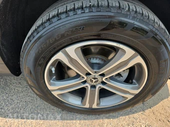 2019 Mercedes-Benz GLC 300 4MATIC – miniatura 11