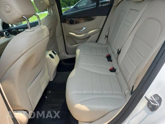 2019 Mercedes-Benz GLC 300 4MATIC – miniatura 16