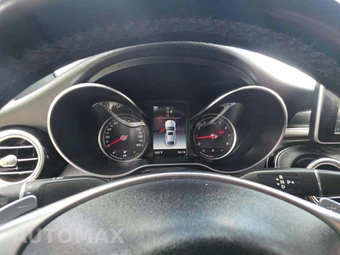 2019 Mercedes-Benz GLC 300 4MATIC - miniatura 9