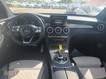 2019 Mercedes-Benz GLC 300 – miniatura 7