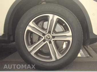 2019 Mercedes-Benz GLC 300 – miniatura 10