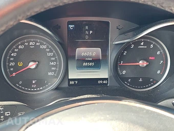 2019 Mercedes-Benz GLC 300 – miniatura 18