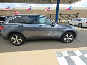 2019 Mercedes-Benz GLC 300 – miniatura 5