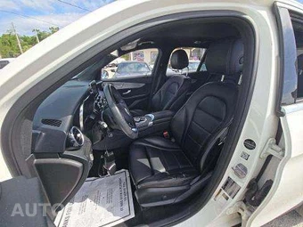 2019 Mercedes-Benz GLC 300 – miniatura 6