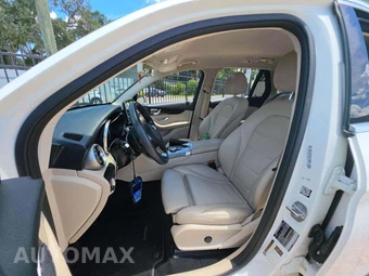 2019 Mercedes-Benz GLC 300 - miniatura 6
