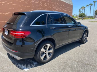 2019 Mercedes-Benz GLC 300 - miniatura 5