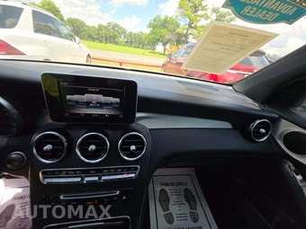 2019 Mercedes-Benz GLC 300 – miniatura 10