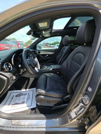2019 Mercedes-Benz GLC 300 – miniatura 6