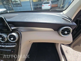 2019 Mercedes-Benz GLC 300 – miniatura 16