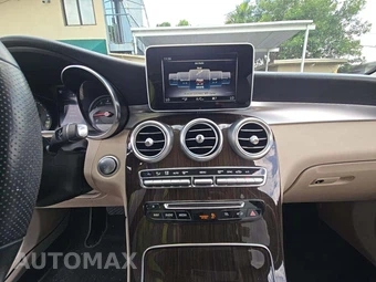 2019 Mercedes-Benz GLC 300 – miniatura 7