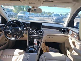 2019 Mercedes-Benz GLC 350e – miniatura 11