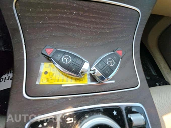 2019 Mercedes-Benz GLC 350e – miniatura 5