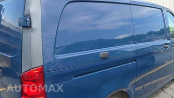 2019 Mercedes-Benz Metris Cargo Van 126.0" WB - miniatura 25