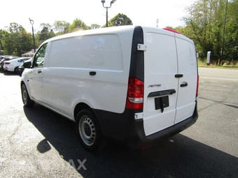2019 Mercedes-Benz Metris Cargo Van 126.0" WB - miniatura 7