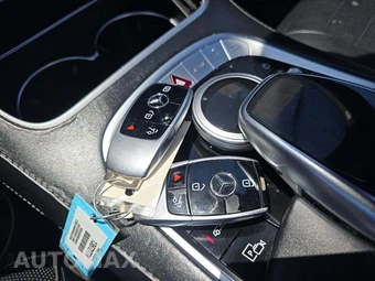2019 Mercedes-Benz S 560 Sedan - miniatura 8