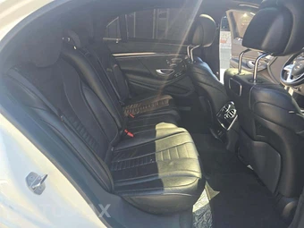 2019 Mercedes-Benz S 560e Sedan - miniatura 13