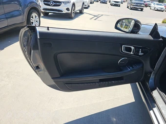 2019 Mercedes-Benz SLC 300 – miniatura 9
