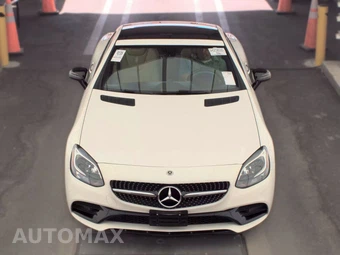 2019 Mercedes-Benz SLC 300 – miniatura 2