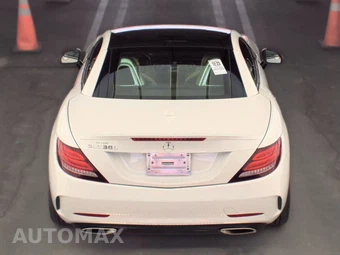 2019 Mercedes-Benz SLC 300 – miniatura 5