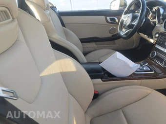 2019 Mercedes-Benz SLC 300 – miniatura 8