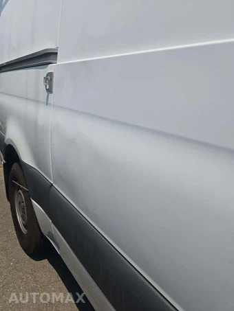 2019 Mercedes-Benz Sprinter 1500 Cargo Van Standard Roof 144.0" WB - miniatura 24