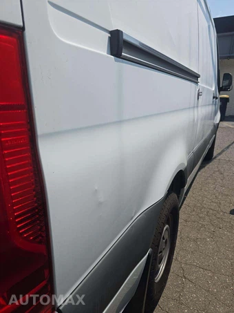 2019 Mercedes-Benz Sprinter 1500 Cargo Van Standard Roof 144.0" WB - miniatura 25