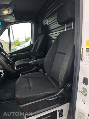 2019 Mercedes-Benz Sprinter 1500 Cargo Van Standard Roof 144.0" WB - miniatura 6
