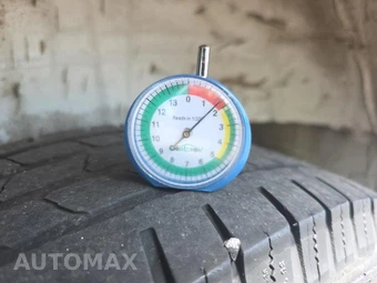 2019 Mercedes-Benz Sprinter 1500 Cargo Van Standard Roof 144.0" WB - miniatura 25