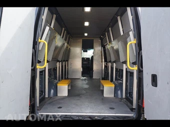 2019 Mercedes-Benz Sprinter 2500 2500 - miniatura 17
